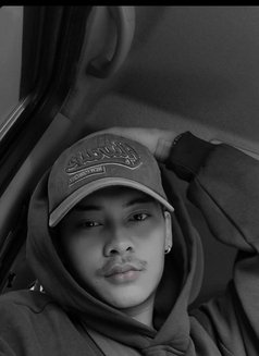 Dio Denpasar Bali - Male escort in Bali Photo 1 of 15