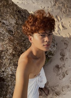 Dio - Acompañantes masculino in Bali Photo 7 of 12