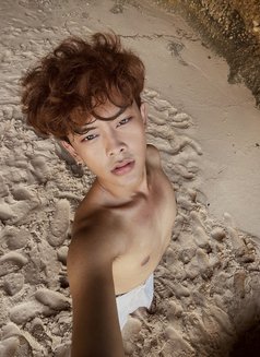 Dio - Acompañantes masculino in Bali Photo 8 of 12