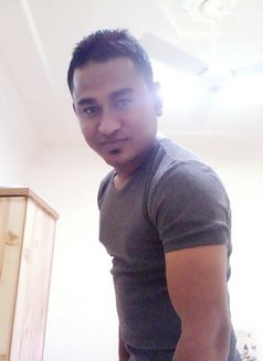 Dioendra - Acompañantes masculino in Kathmandu Photo 7 of 8