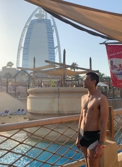 Diogo - Acompañantes masculino in Dubai Photo 1 of 7