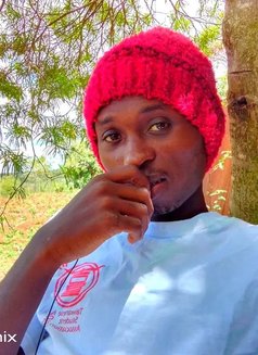 Dion - Male escort in Nairobi Photo 2 of 2