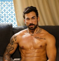 Dionisio - Acompañantes masculino in London