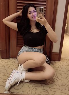 Heart (newest in town) - escort in Hong Kong Photo 7 of 17