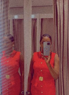 Dior in jp nagar - escort in Bangalore Photo 8 of 10