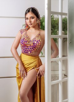 Dior Lao Just Arrived - escort in Maldives Photo 6 of 12