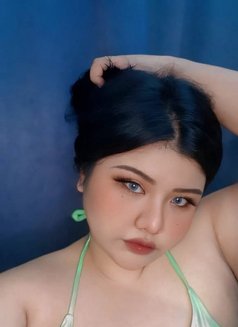 Dior - puta in Şalālah Photo 2 of 6