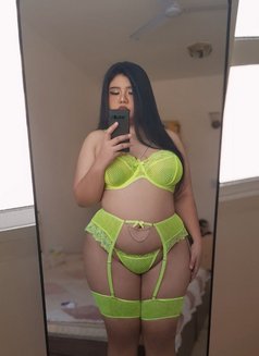 Dior - puta in Şalālah Photo 5 of 6