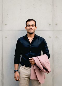 Dip - Male escort in Kolkata Photo 2 of 2