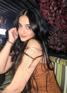 Dipali - escort in Mumbai Photo 3 of 3