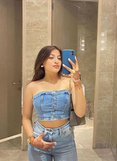 Dipali Shah - escort in Bangalore Photo 1 of 3