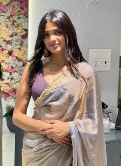 Dipanshi - puta in Ahmedabad Photo 2 of 5