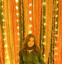 Dipanshi - escort in Surat