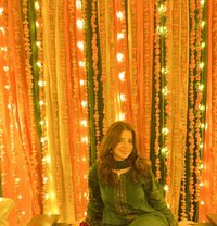 Dipanshi - escort in Surat