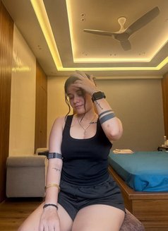 Mansi Patel - escort in Vadodara Photo 3 of 4