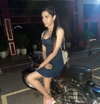 Dipika - escort in New Delhi