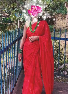 Dipika - escort in Bangalore Photo 1 of 2