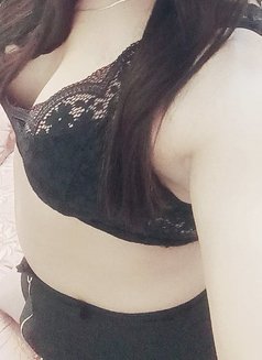 Dipika27 trans girl - Transsexual escort in Hyderabad Photo 2 of 9