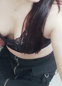 Dipika27 trans girl - Transsexual escort in Hyderabad Photo 4 of 9