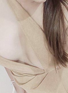 Dipika27 trans girl - Transsexual escort in Hyderabad Photo 8 of 9