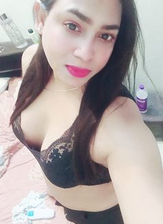 Kanika 27 trans girl - Transsexual escort in Hyderabad Photo 11 of 15