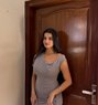 Dipti - puta in Rajkot Photo 1 of 3