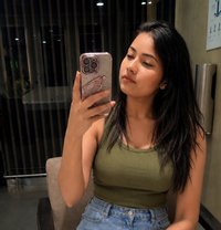 Dipti (web cam & Real Meet) - puta in Hyderabad