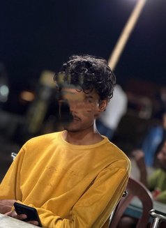 Prince - Male escort in Mumbai Photo 2 of 3