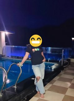 aliya khan - escort in Hyderabad Photo 2 of 4