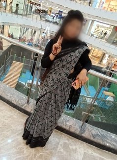 Direct Cash Payment to Girl - escort in Hyderabad Photo 3 of 4