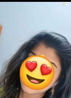DIRECT MEET AND CAM SHOW - escort in Madurai Photo 3 of 10