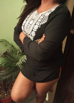 Direct Meet Tamil Homely Girl Available - puta in Chennai Photo 1 of 3