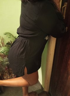 Direct Meet Tamil Homely Girl Available - puta in Chennai Photo 2 of 3