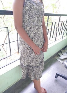 Direct Tamil College Girl in Chennai - puta in Chennai Photo 2 of 3