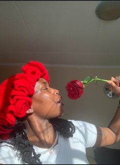 Dirtiecenir - escort in Nairobi Photo 6 of 10