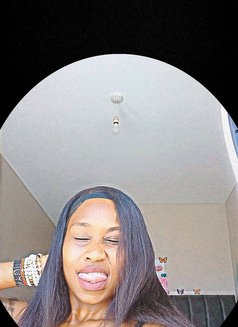 Dirtiecenir - escort in Nairobi Photo 2 of 7