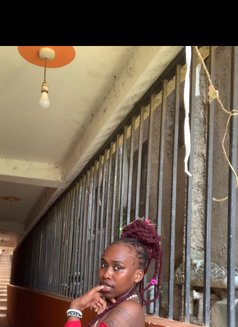Dirtiecenir - puta in Nairobi Photo 5 of 5