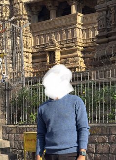 Dirty Noiz Pratham - Male escort in Bangalore Photo 1 of 2