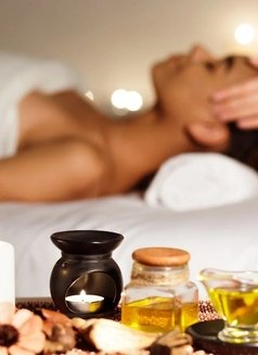 Relax for Women - masseur in Colombo Photo 6 of 10