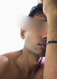 Discreet Companion - Acompañantes masculino in Colombo Photo 4 of 4