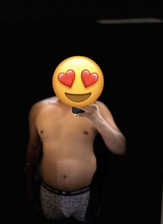 Sameer Companion - Male escort in New Delhi Photo 1 of 4