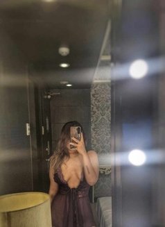 Discreet Kinky Companion in Manila - companion in Manila Photo 1 of 5