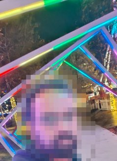 Discreet Male - Acompañantes masculino in Bangalore Photo 4 of 7