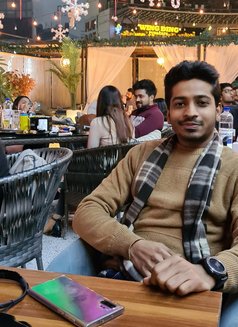 Discreetman - Male escort in Noida Photo 1 of 9