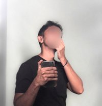 Discrete Companion - Acompañante masculino in Colombo