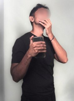 Wild Horses - Male companion in Colombo Photo 2 of 4