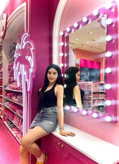 DISCRETION,INTELLIGENCE,PERSONALITY - Transsexual escort in Kuala Lumpur Photo 29 of 30