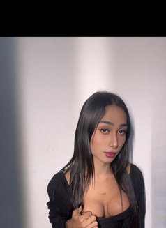 Disha Big D - Transsexual escort in Mumbai Photo 12 of 15