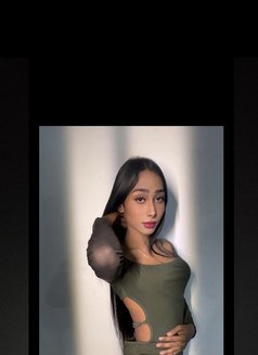 Disha Big D - Transsexual escort in Mumbai Photo 16 of 16