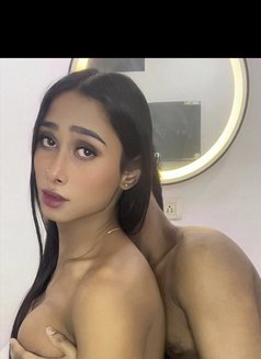 Disha Big D - Transsexual escort in Mumbai Photo 17 of 20